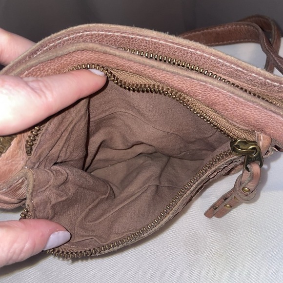 ART-N-VINTAGE ANV LEATHER CROSSBODY BAG HANDBAG PURSE HAND CRAFTED & STITCHED - Picture 3 of 13